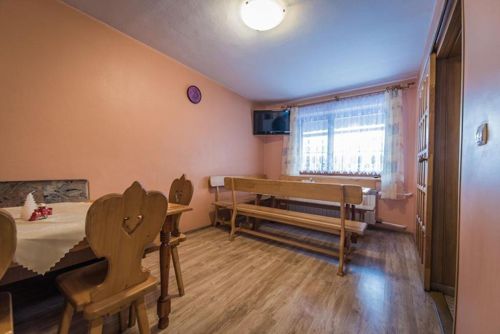 Pokoje Goscinne Pod Grapa Zakopane Exterior foto
